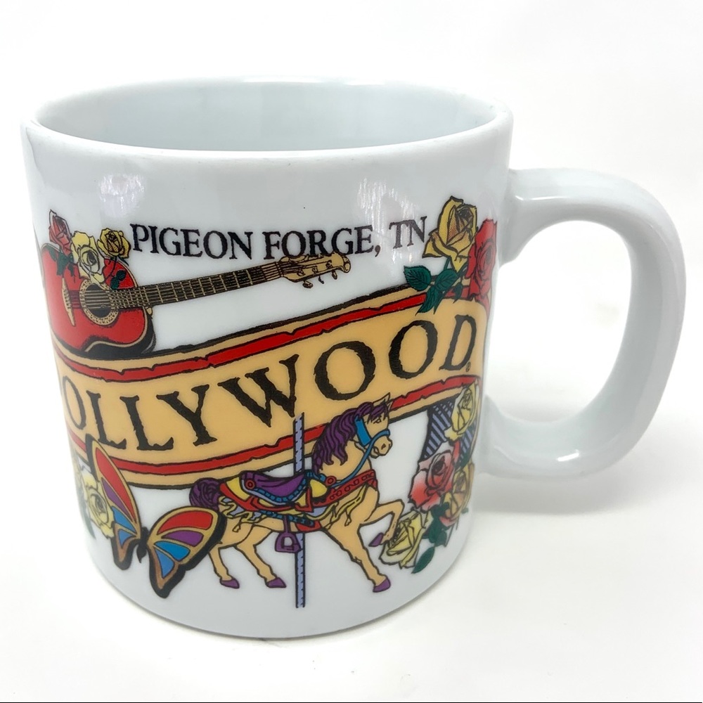Dollywood—Pigeon Forge Tennessee mug